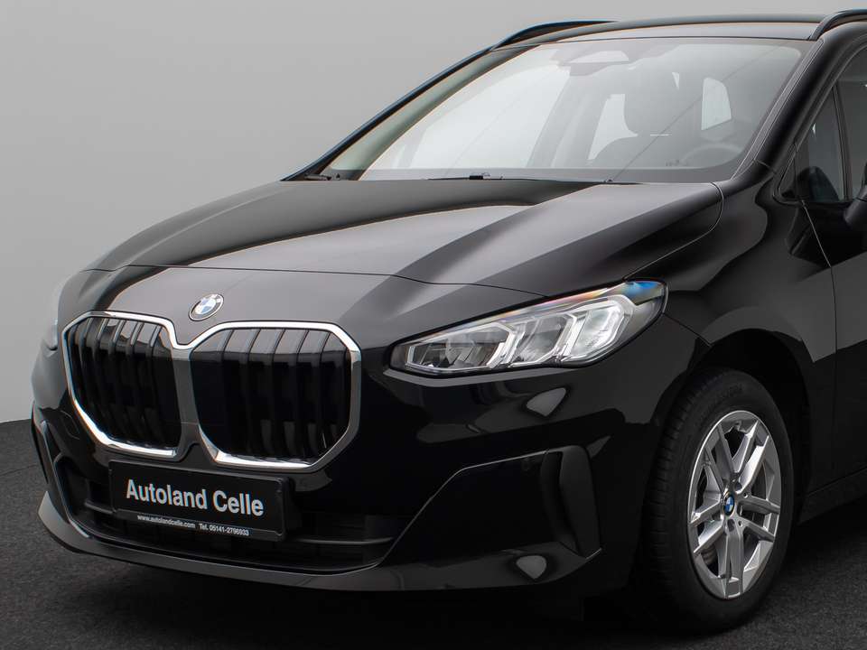 BMW 216 - Imagem 15