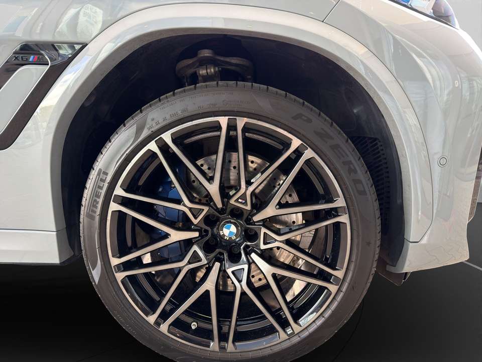 BMW X6 M - Imagem 13