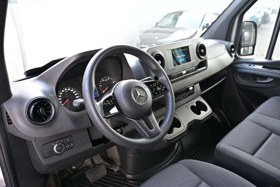 Mercedes-Benz Sprinter - Imagem 6