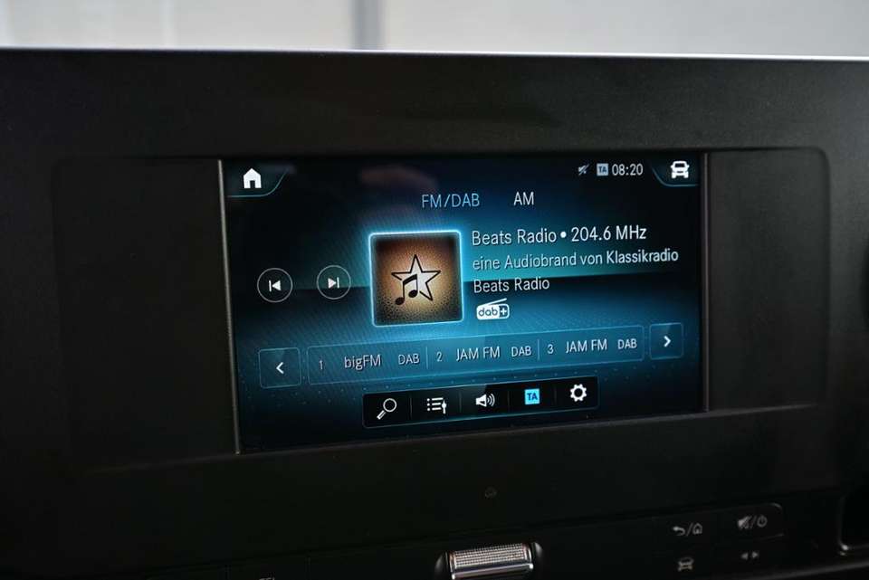 Mercedes-Benz Sprinter - Imagem 8
