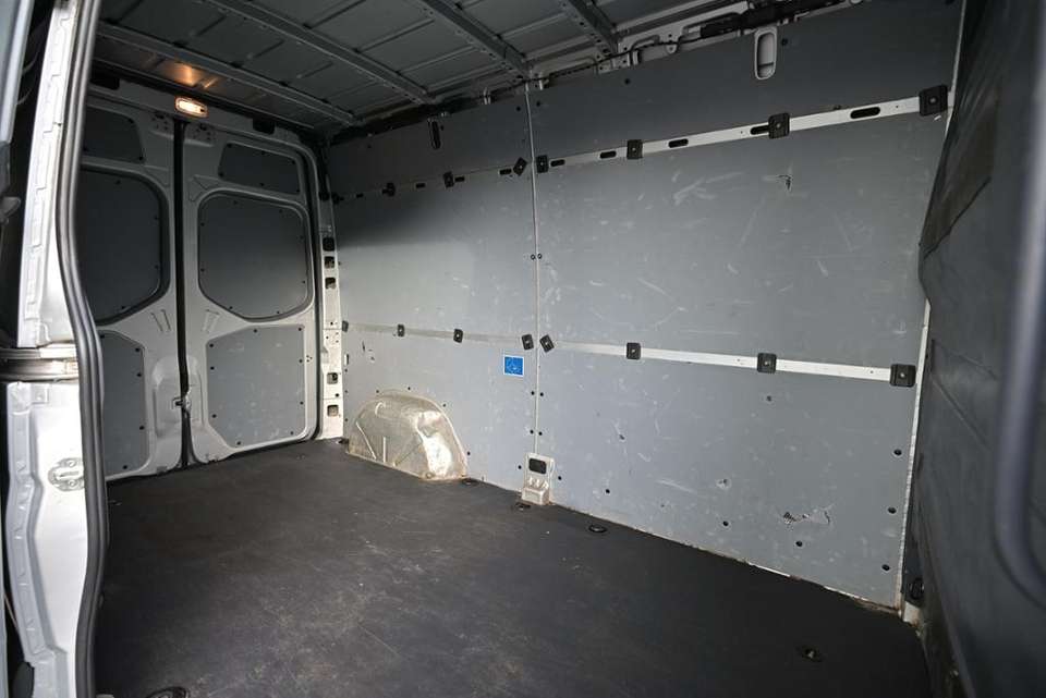 Mercedes-Benz Sprinter - Imagem 11
