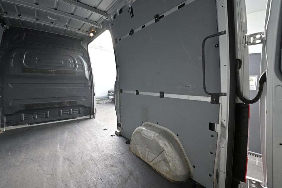 Mercedes-Benz Sprinter - Imagem 12