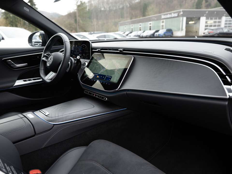 Mercedes-Benz E 220 - Imagem 3