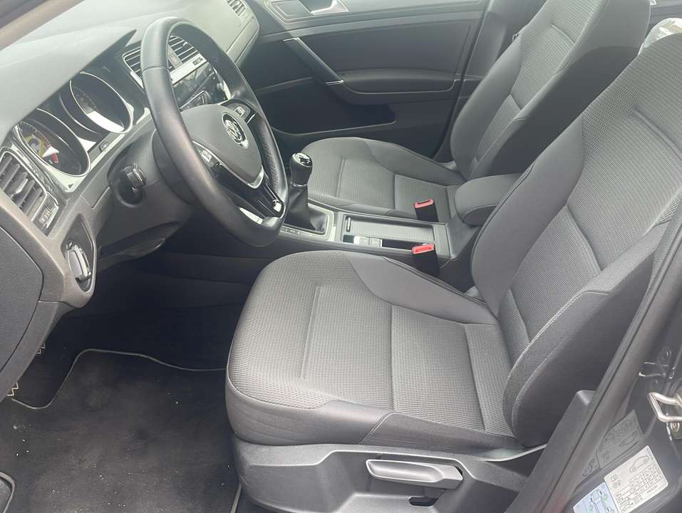 Volkswagen Golf - Imagem 10