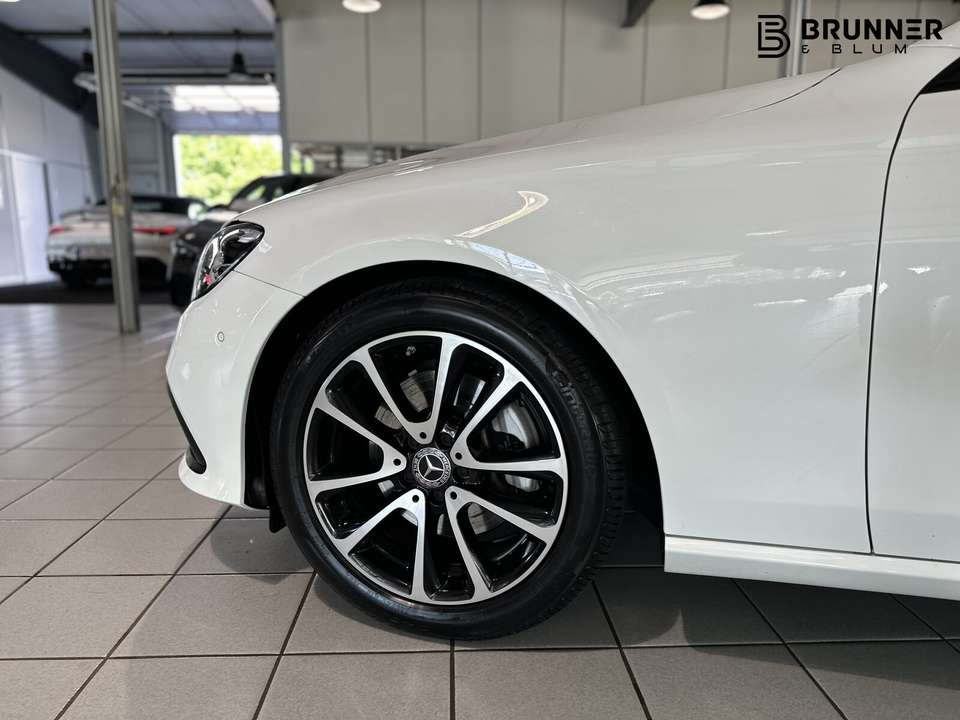 Mercedes-Benz E 200 - Imagem 10