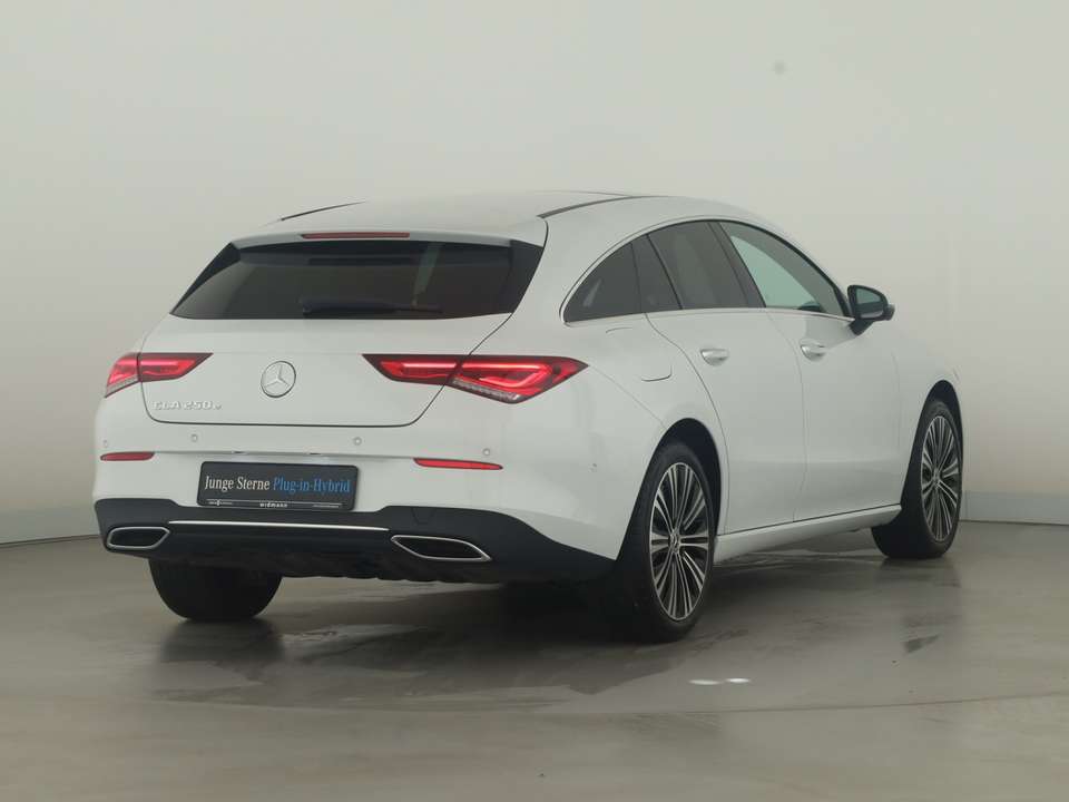 Mercedes-Benz CLA 250 - Imagem 3