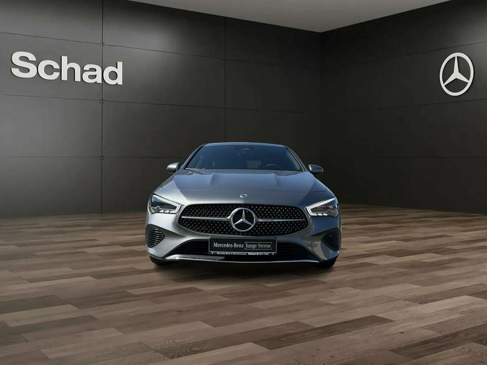 Mercedes-Benz CLA 180 - Imagem 2