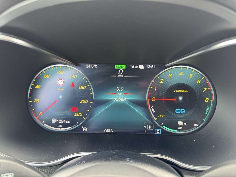 Mercedes-Benz GLC 300 - Imagem 14