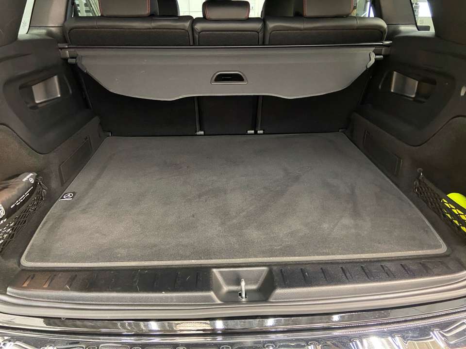 Mercedes-Benz EQB 350 - Imagem 8