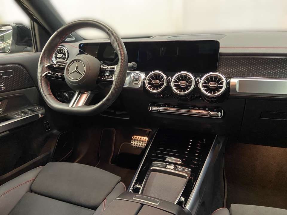 Mercedes-Benz EQB 350 - Imagem 9