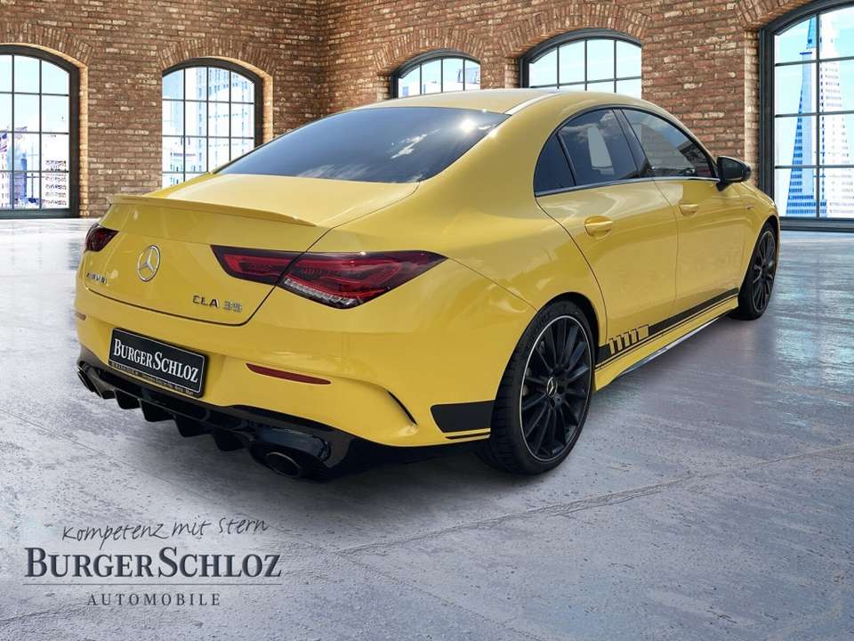 Mercedes-Benz CLA 35 AMG - Imagem 5