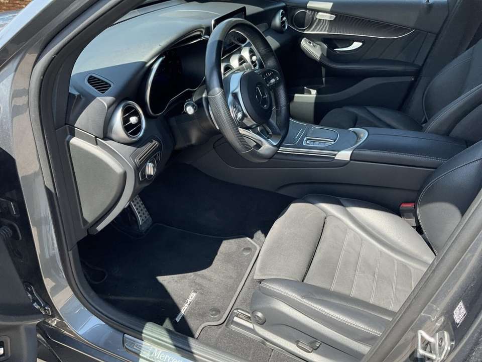 Mercedes-Benz GLC 220 - Imagem 8