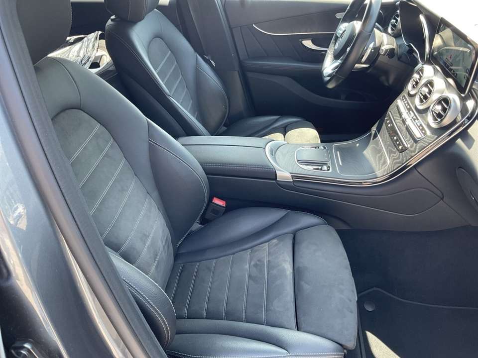 Mercedes-Benz GLC 220 - Imagem 11