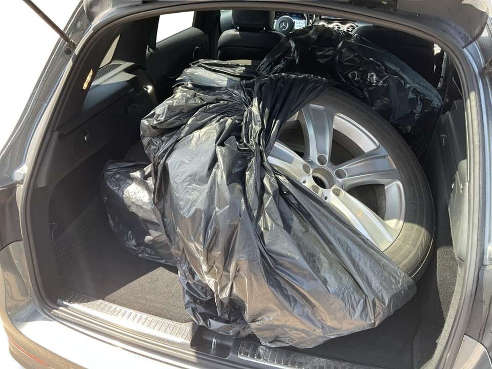 Mercedes-Benz GLC 220 - Imagem 14