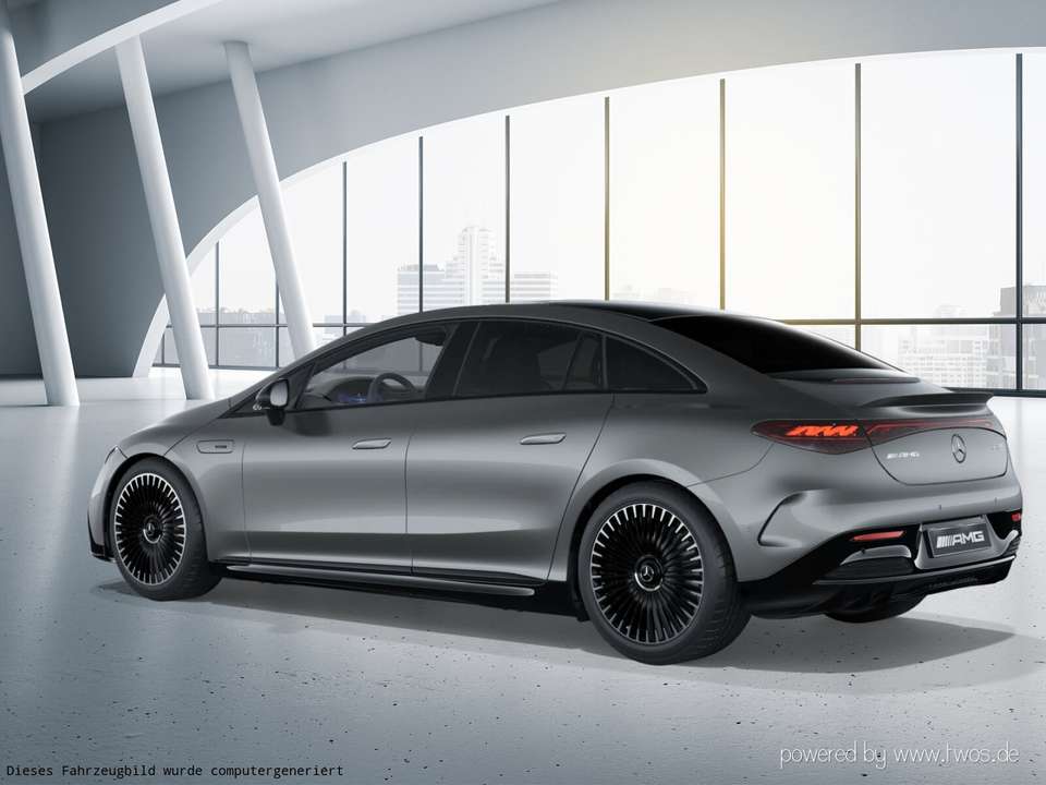 Mercedes-Benz EQE 53 - Imagem 12