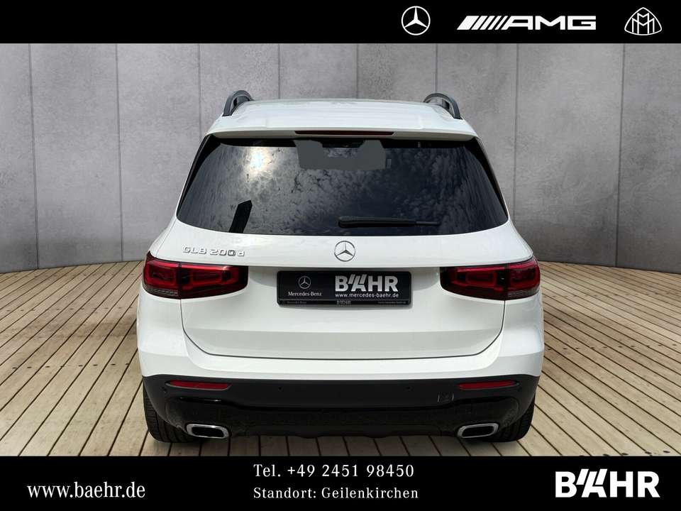 Mercedes-Benz GLB 200 - Imagem 8