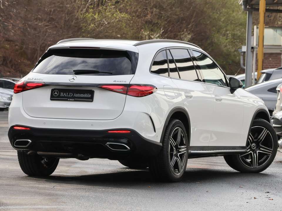 Mercedes-Benz GLC 200 - Imagem 3