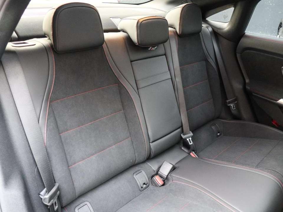 Mercedes-Benz CLA 250 - Imagem 4