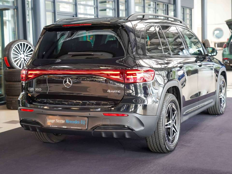 Mercedes-Benz EQB 350 - Imagem 3