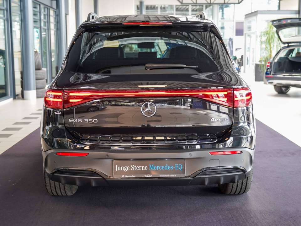 Mercedes-Benz EQB 350 - Imagem 4
