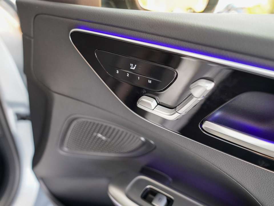 Mercedes-Benz C 180 - Imagem 11