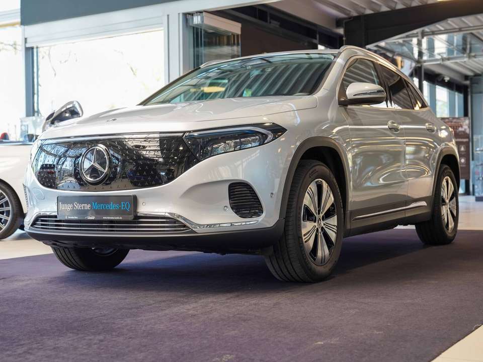 Mercedes-Benz EQA 350 - Imagem 10