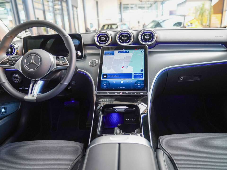Mercedes-Benz C 180 - Imagem 15