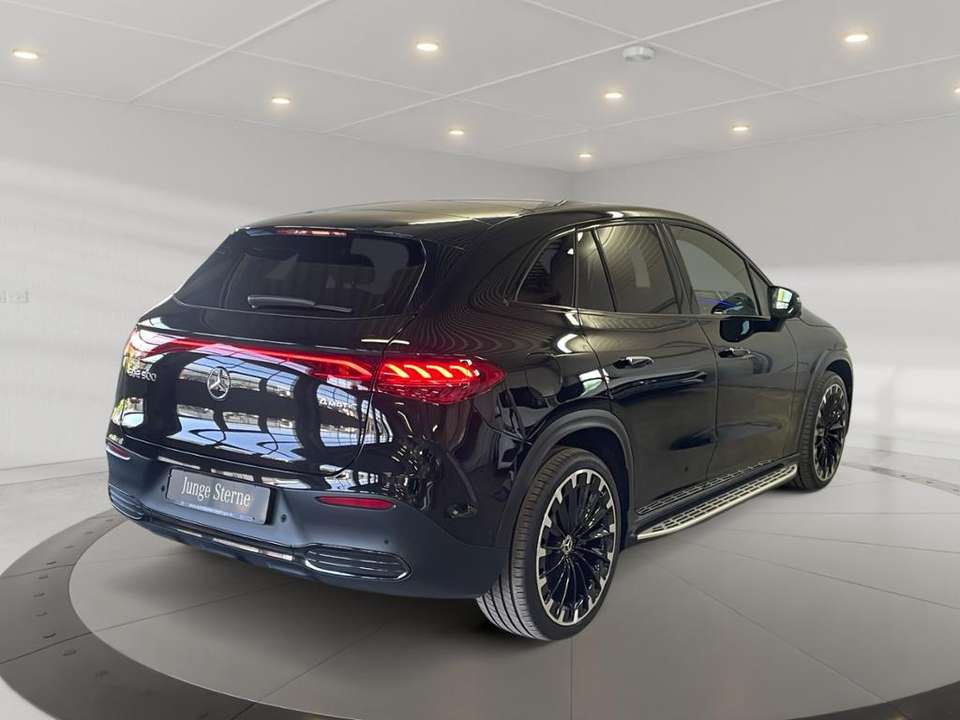 Mercedes-Benz EQE SUV - Imagem 4