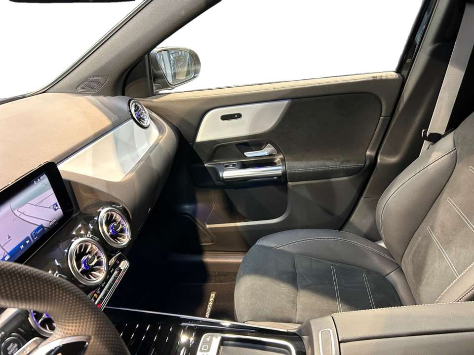 Mercedes-Benz GLA 200 - Imagem 5