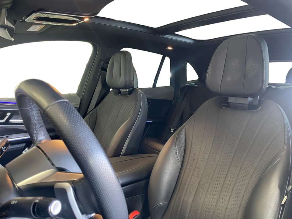 Mercedes-Benz EQE SUV - Imagem 9