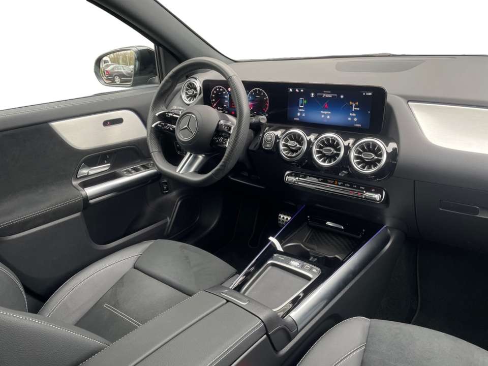 Mercedes-Benz GLA 200 - Imagem 5