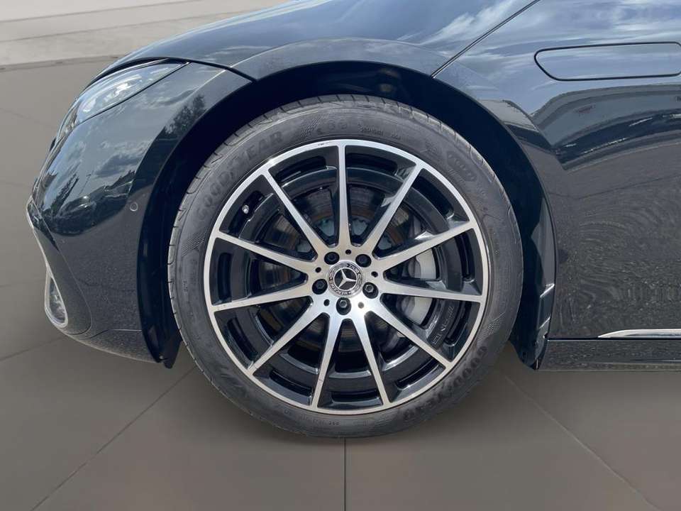 Mercedes-Benz EQS - Imagem 8