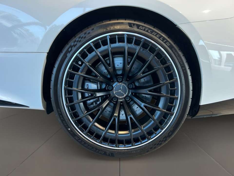 Mercedes-Benz E 53 AMG - Imagem 7