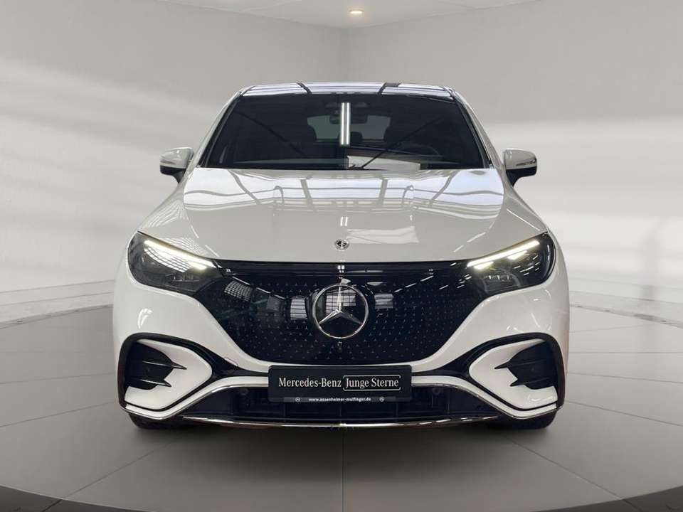 Mercedes-Benz EQE SUV - Imagem 6