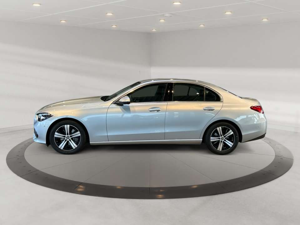 Mercedes-Benz C 200 - Imagem 4