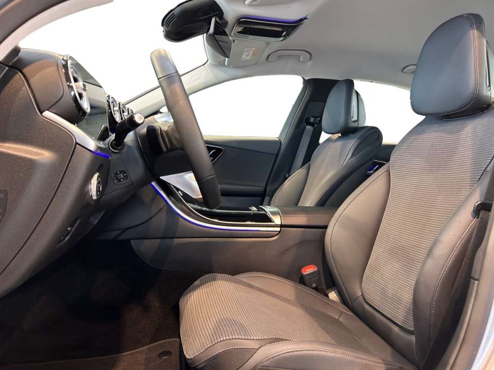 Mercedes-Benz C 200 - Imagem 8