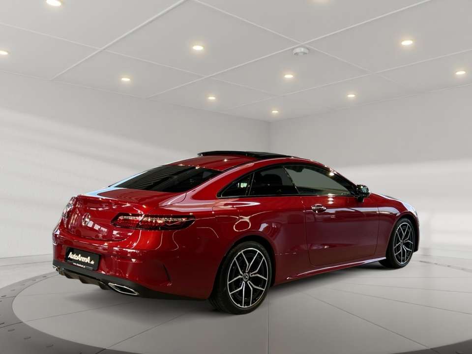 Mercedes-Benz E 220 - Imagem 3