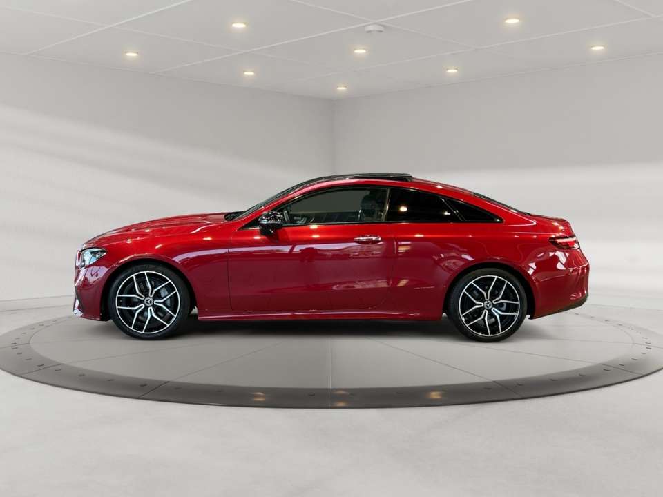 Mercedes-Benz E 220 - Imagem 4