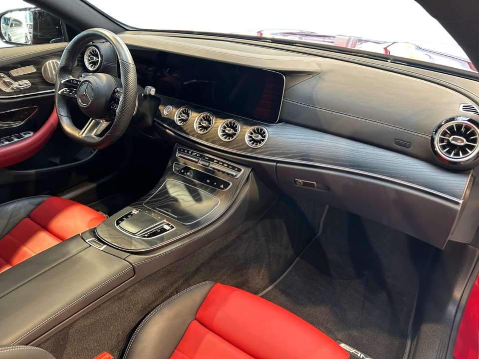 Mercedes-Benz E 220 - Imagem 9