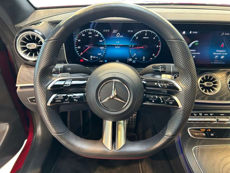 Mercedes-Benz E 220 - Imagem 12