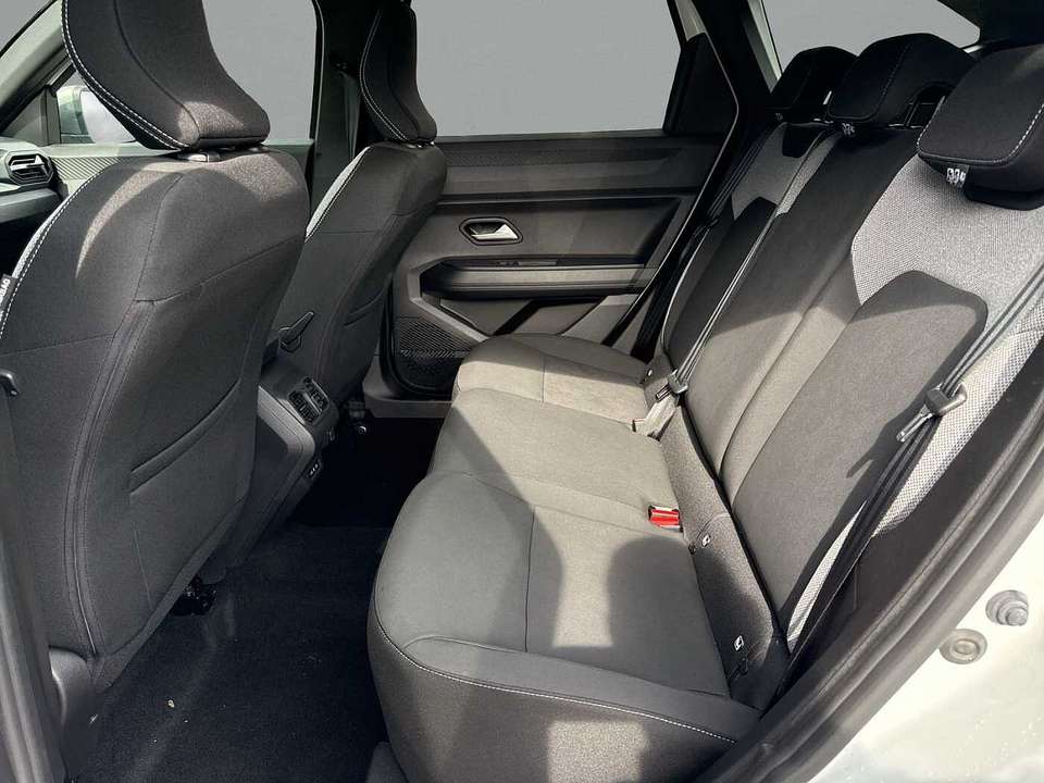 Dacia Bigster - Imagem 12