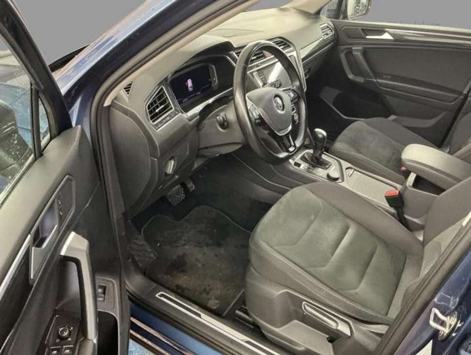Volkswagen Tiguan Allspace - Imagem 4