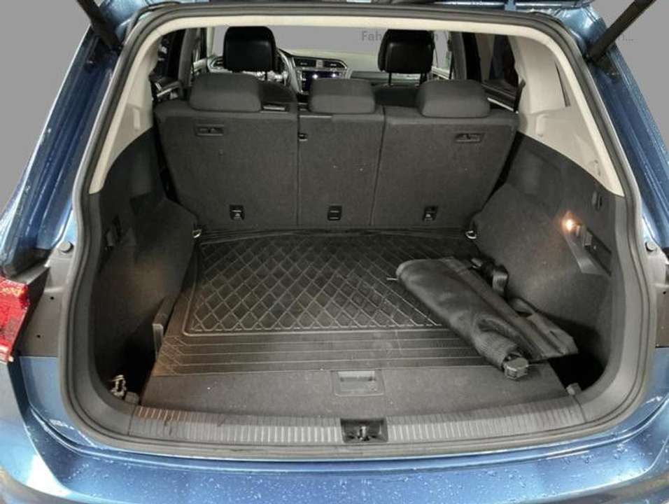 Volkswagen Tiguan Allspace - Imagem 8