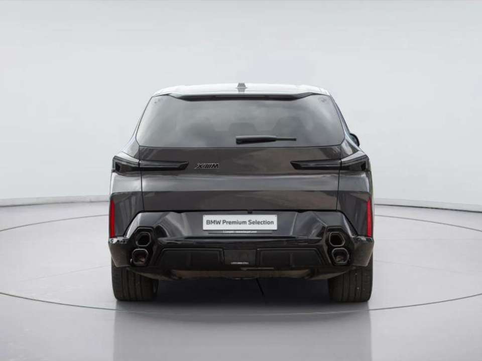 BMW XM - Imagem 4