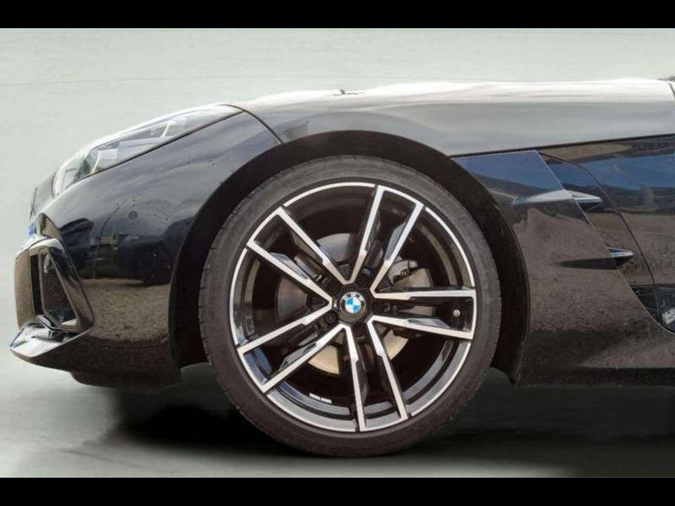 BMW Z4 - Imagem 8