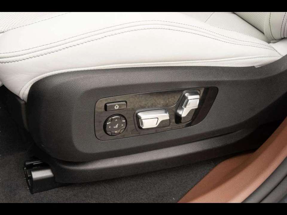 BMW XM - Imagem 12