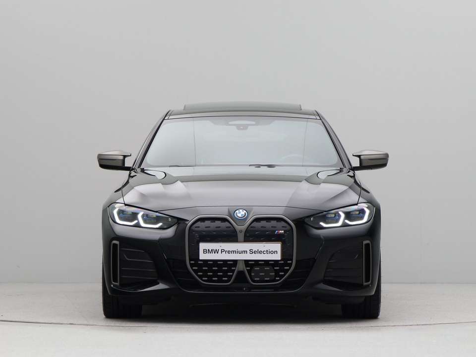 BMW i4 - Imagem 2