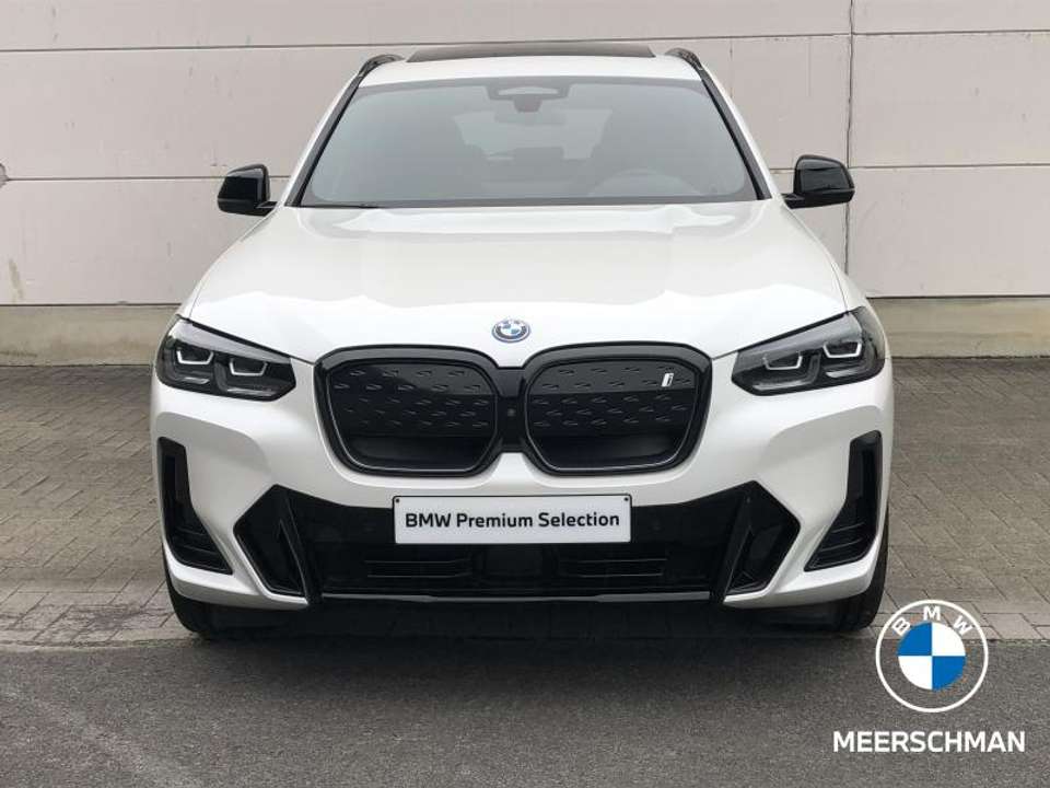 BMW iX3 - Imagem 2