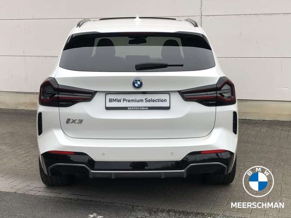 BMW iX3 - Imagem 4