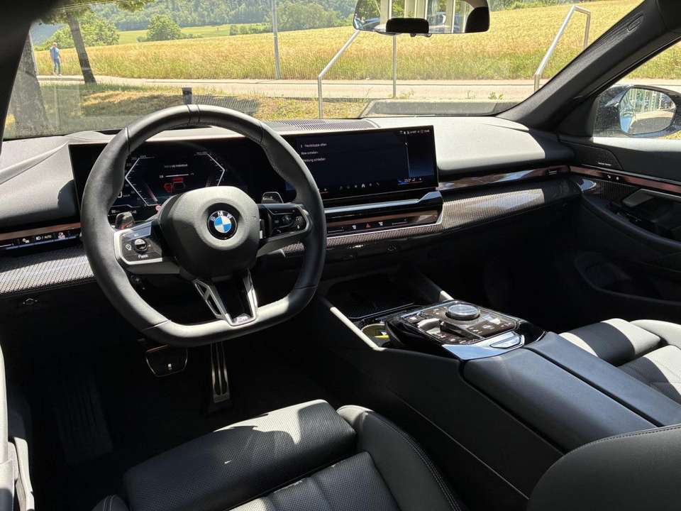 BMW 520 - Imagem 14